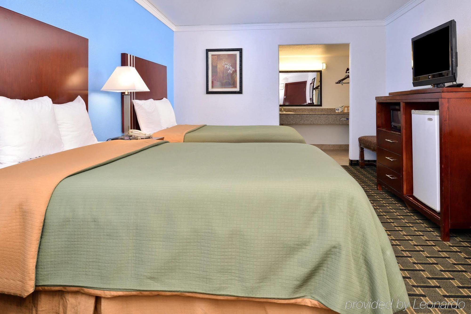 Executive Inn Edmond Eksteriør bilde